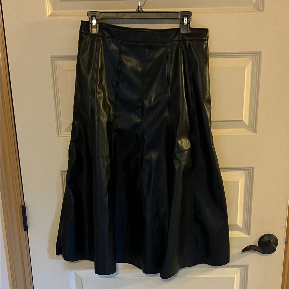 Skies Are Blue Black A-Line Skirt